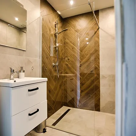 House Of Energy - Zator Przeciszow Apartment Exterior photo