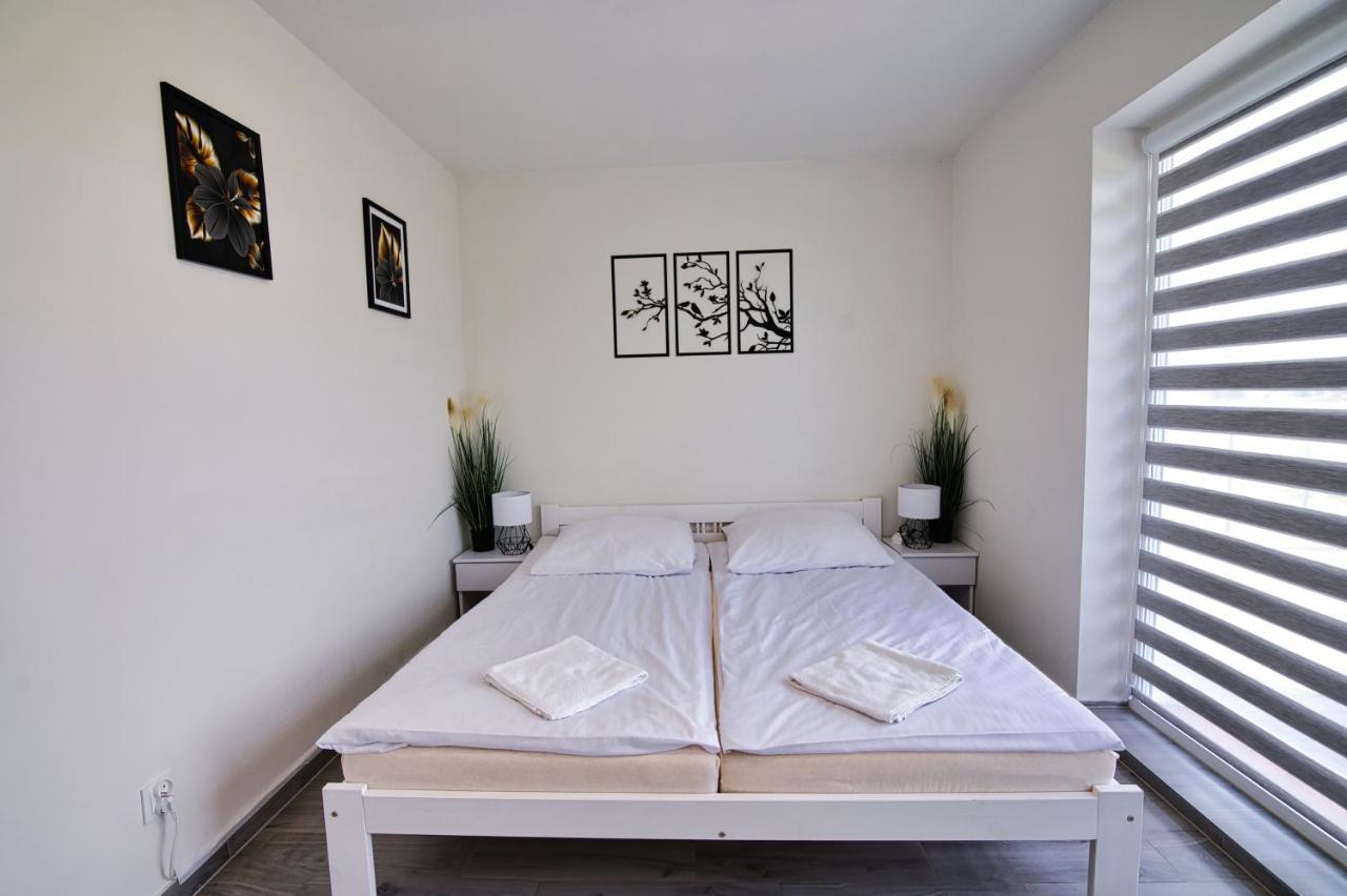 House Of Energy - Zator Apartment Przeciszow